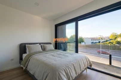 Apartamento T1 para Venda em Este (São Pedro e São Mamede)