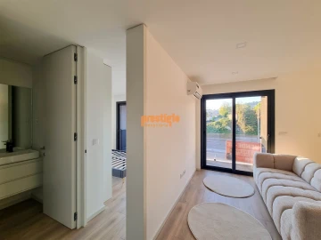 Apartamento T1 para Venda em Este (São Pedro e São Mamede)