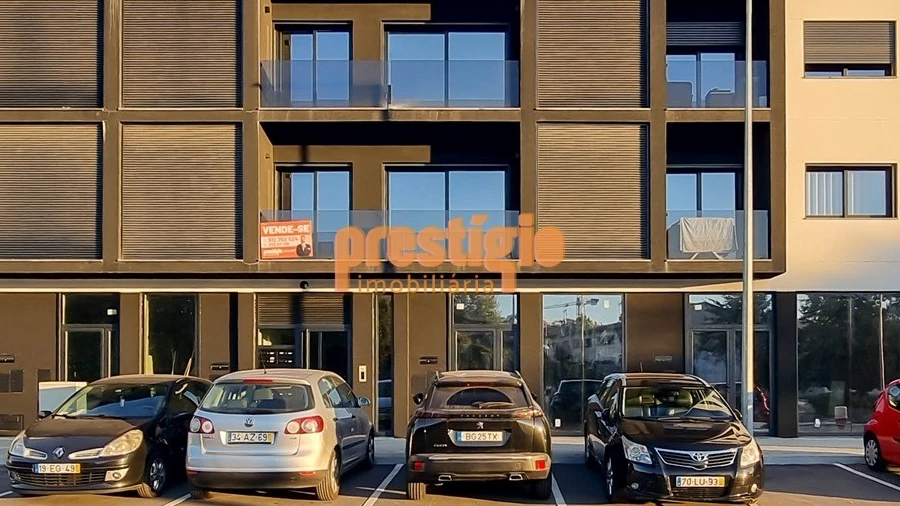 Apartamento T1 para Venda em Este (São Pedro e São Mamede)