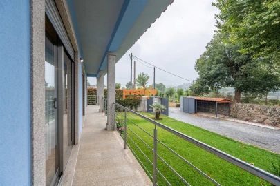 Moradia T3 para Venda em Celeirós, Aveleda e Vimieiro