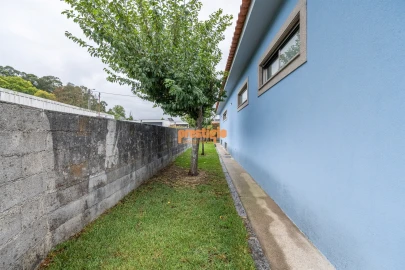 Moradia T3 para Venda em Celeirós, Aveleda e Vimieiro