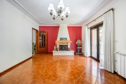 Moradia T4 para Venda em Ponte