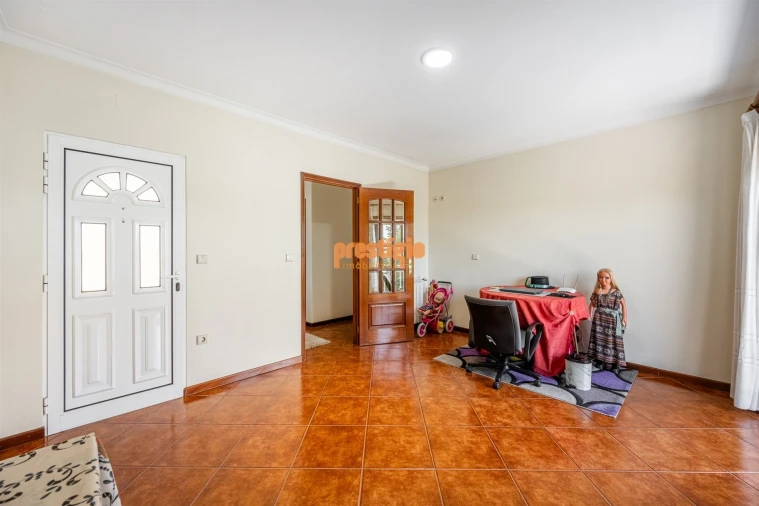 Moradia T4 para Venda em Ponte Foto 23