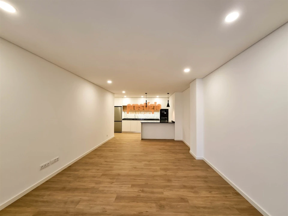 Apartamento T2 para Venda em São Vitor (Braga) Foto 3