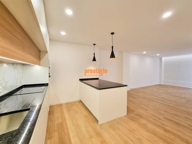 Apartamento T2 para Venda em São Vitor (Braga) Foto 7