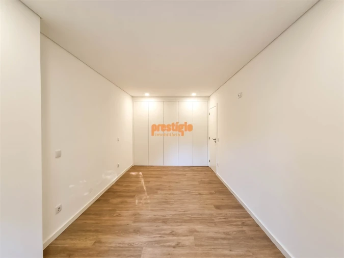 Apartamento T2 para Venda em São Vitor (Braga) Foto 23