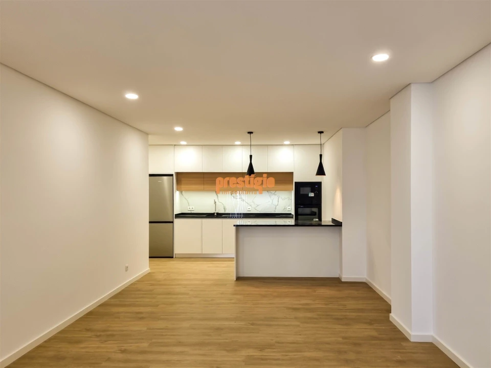 Apartamento T2 para Venda em São Vitor (Braga) Foto 4