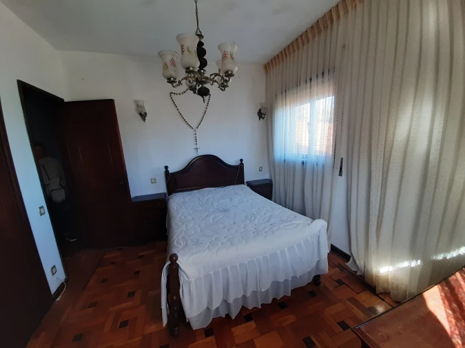 Moradia T3 para Venda em Escariz Foto 5