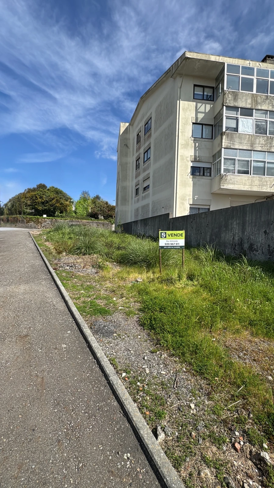 Terreno para Venda em São João da Madeira Foto 3