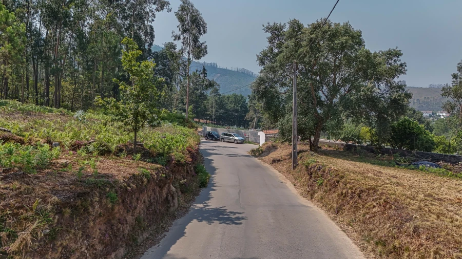 Terreno para Venda em Ossela Foto 10