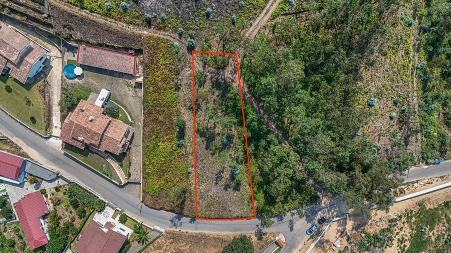 Terreno para Venda em Ossela