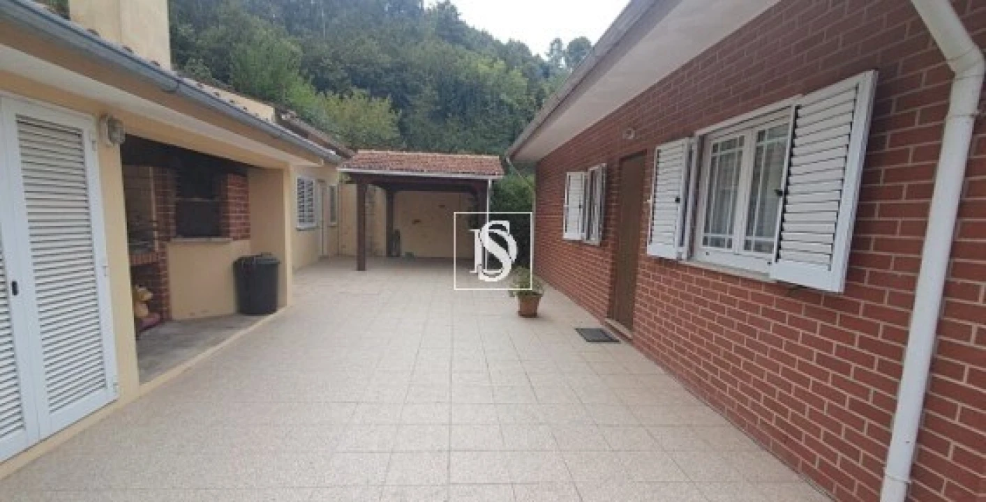 Moradia T3 para Venda em Varzea Foto 26
