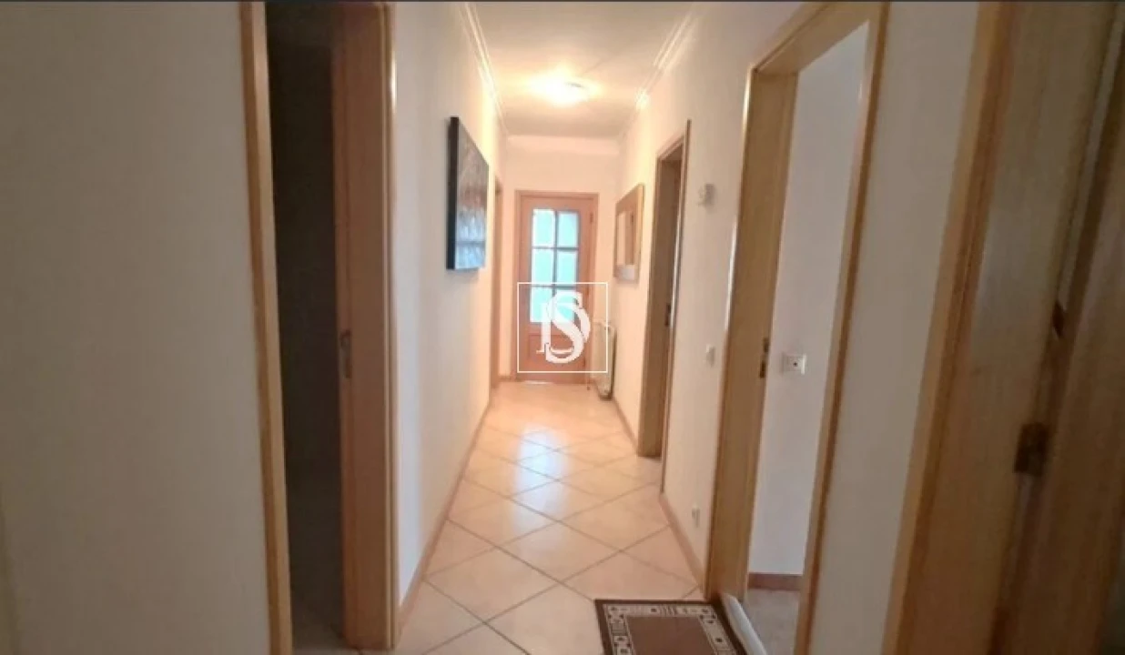 Moradia T3 para Venda em Varzea Foto 8
