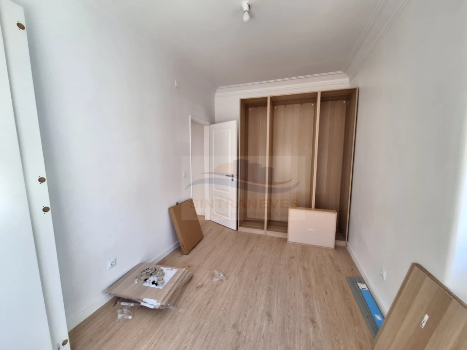 Apartamento T2 para Venda em Falagueira-Venda Nova Foto 8