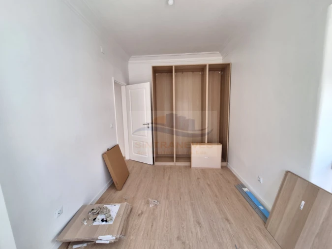 Apartamento T2 para Venda em Falagueira-Venda Nova Foto 9