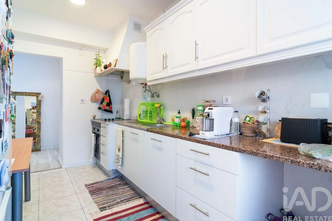 Apartamento T1 para Venda em Amora Foto 3