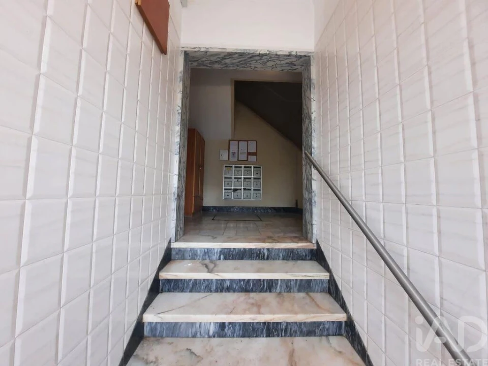 Apartamento T1 para Venda em Amora Foto 16