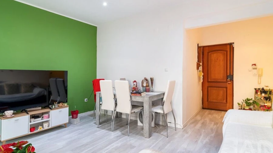 Apartamento T1 para Venda em Amora