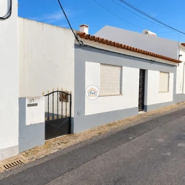 Moradia T2 para Venda em Bacelo e Senhora da Saúde