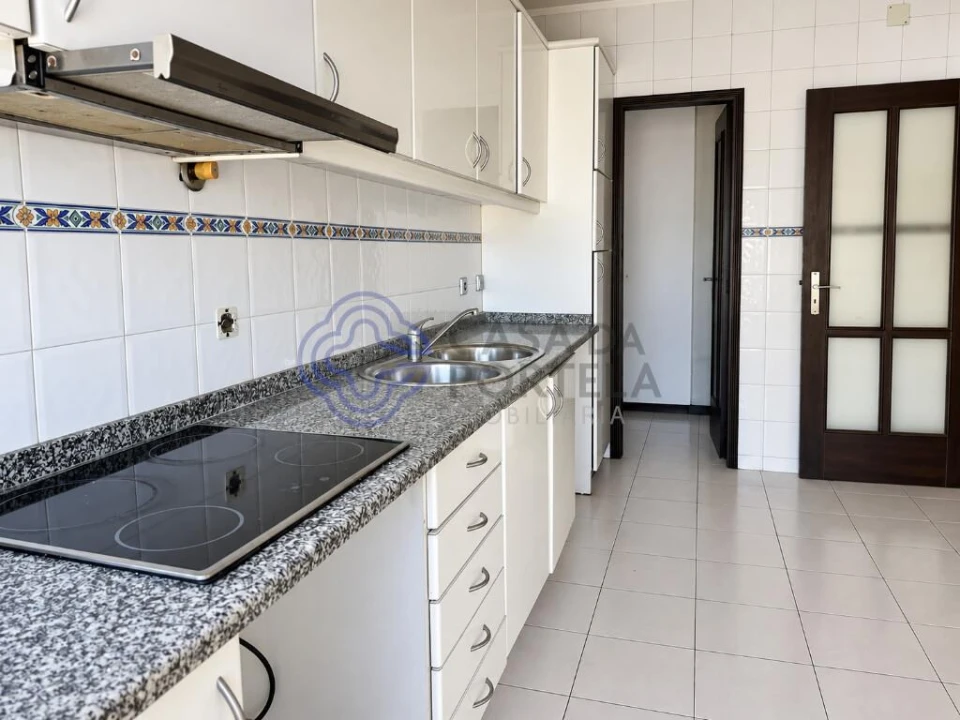 Apartamento T2 para Venda em Fajozes Foto 12