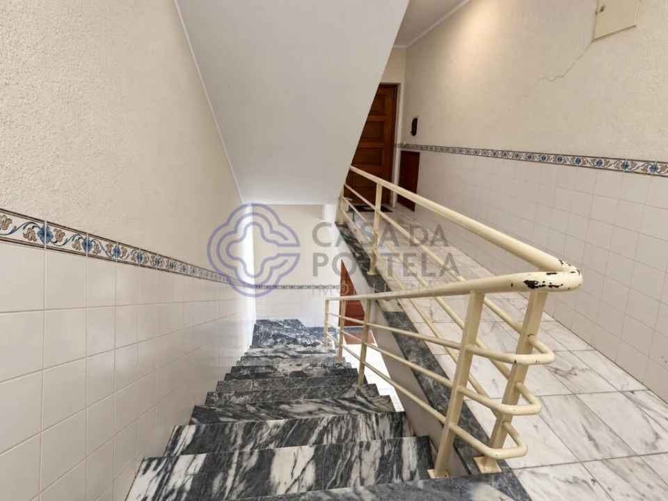 Apartamento T2 para Venda em Fajozes Foto 24