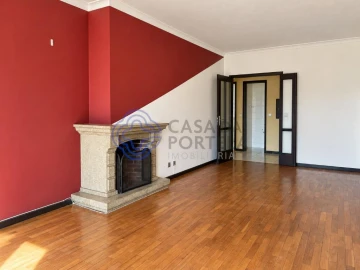 Apartamento T2 para Venda em Fajozes