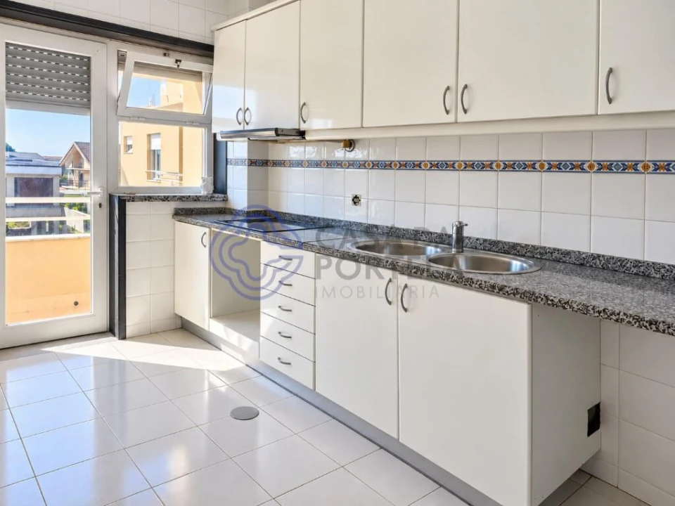 Apartamento T2 para Venda em Fajozes Foto 11