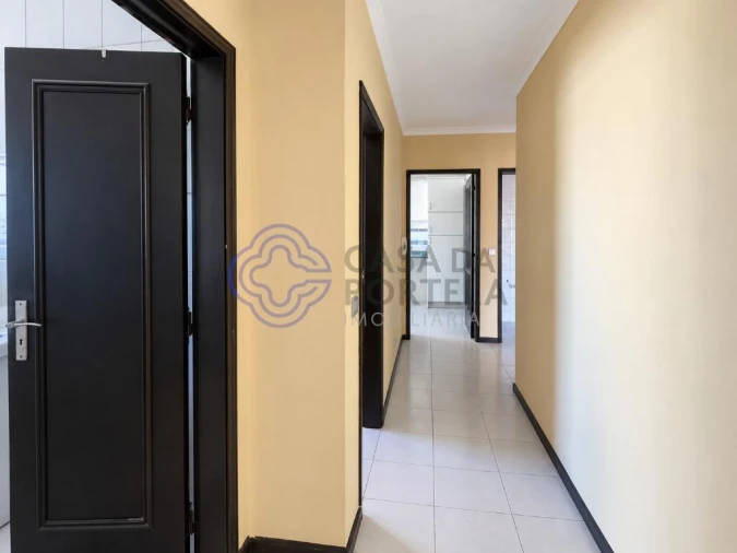 Apartamento T2 para Venda em Fajozes Foto 18