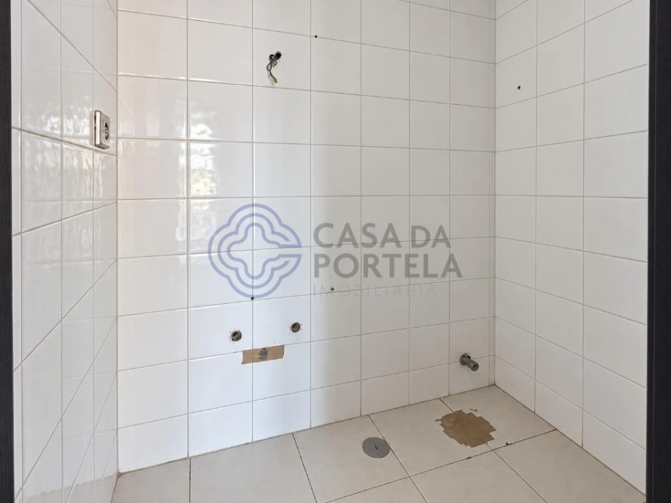 Apartamento T2 para Venda em Fajozes Foto 14