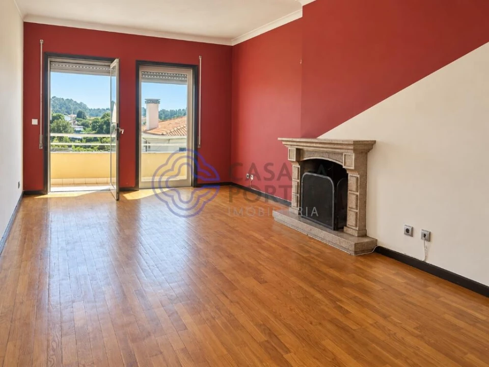 Apartamento T2 para Venda em Fajozes Foto 2