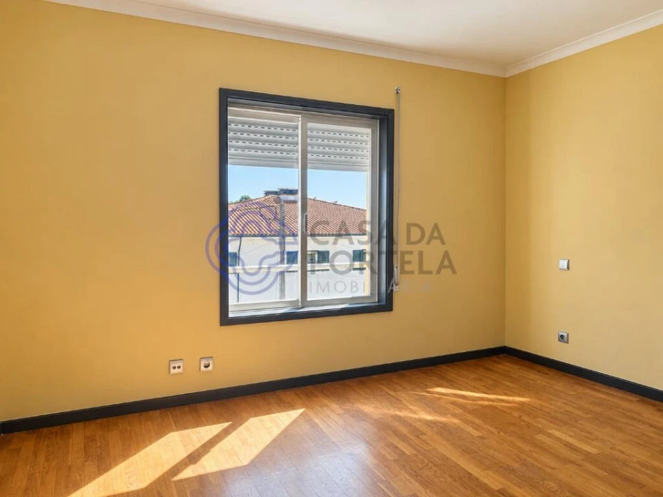 Apartamento T2 para Venda em Fajozes Foto 6