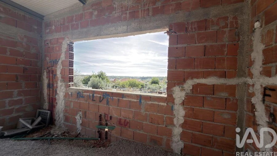 Moradia T7 para Venda em Azoia de Cima e Tremês Foto 30