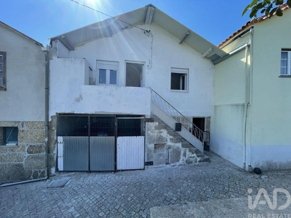 Moradia T2 para Venda em Lagos da Beira e Lajeosa Foto 16