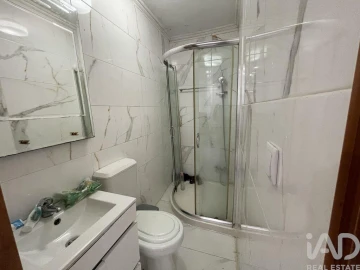 Moradia T2 para Venda em Lagos da Beira e Lajeosa