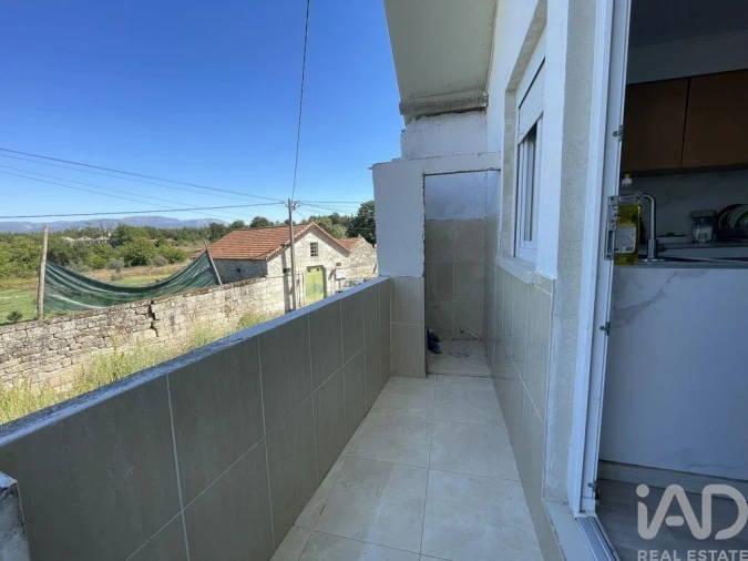 Moradia T2 para Venda em Lagos da Beira e Lajeosa Foto 12