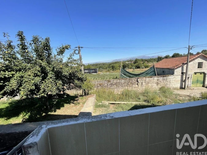 Moradia T2 para Venda em Lagos da Beira e Lajeosa Foto 13