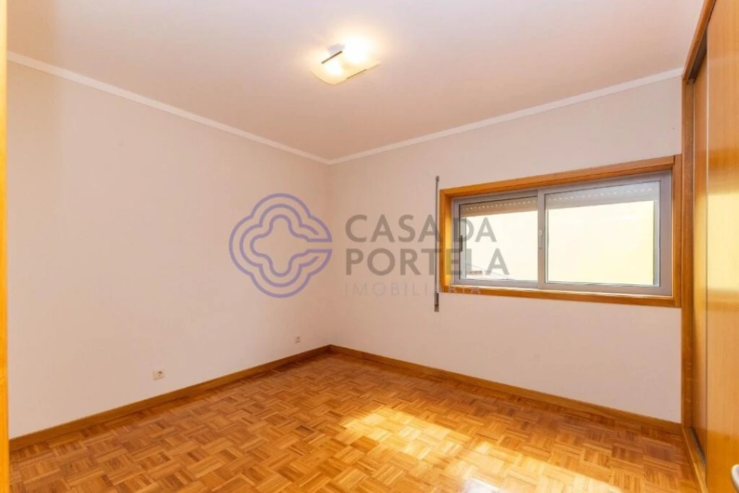 Moradia T3 para Venda em Madalena Foto 19