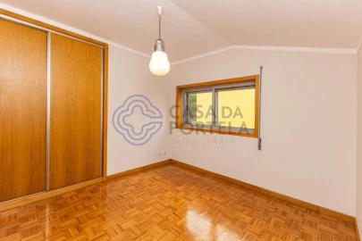 Moradia T3 para Venda em Madalena