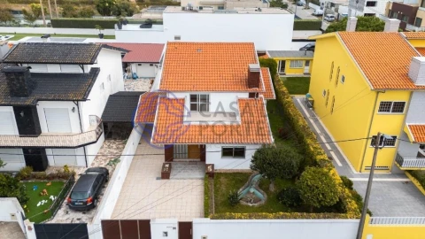 Moradia T3 para Venda em Madalena