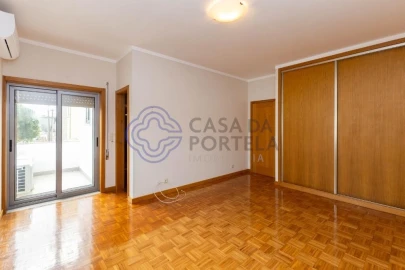Moradia T3 para Venda em Madalena