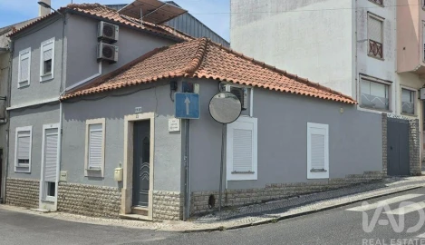 Moradia T3 para Venda em Bombarral e Vale Covo