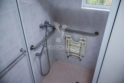 Moradia T4 para Venda em Urzelina (São Mateus)