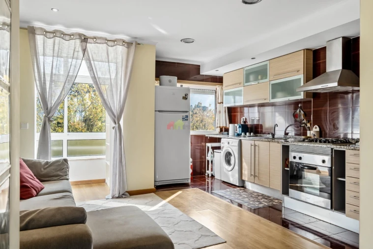 Apartamento T3 para Venda em Santo Antonio da Charneca Foto 6