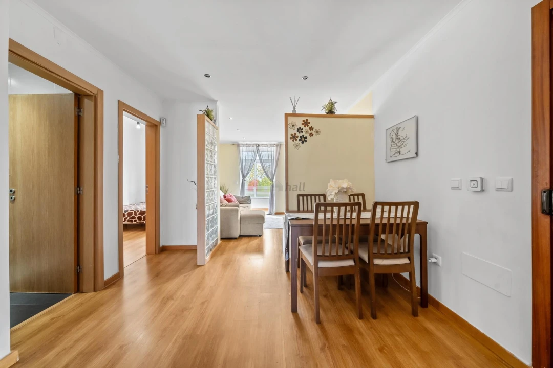 Apartamento T3 para Venda em Santo Antonio da Charneca Foto 2