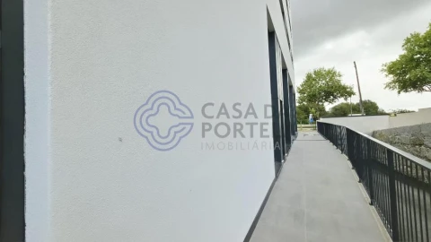 Loja para Venda em Repeses e São Salvador
