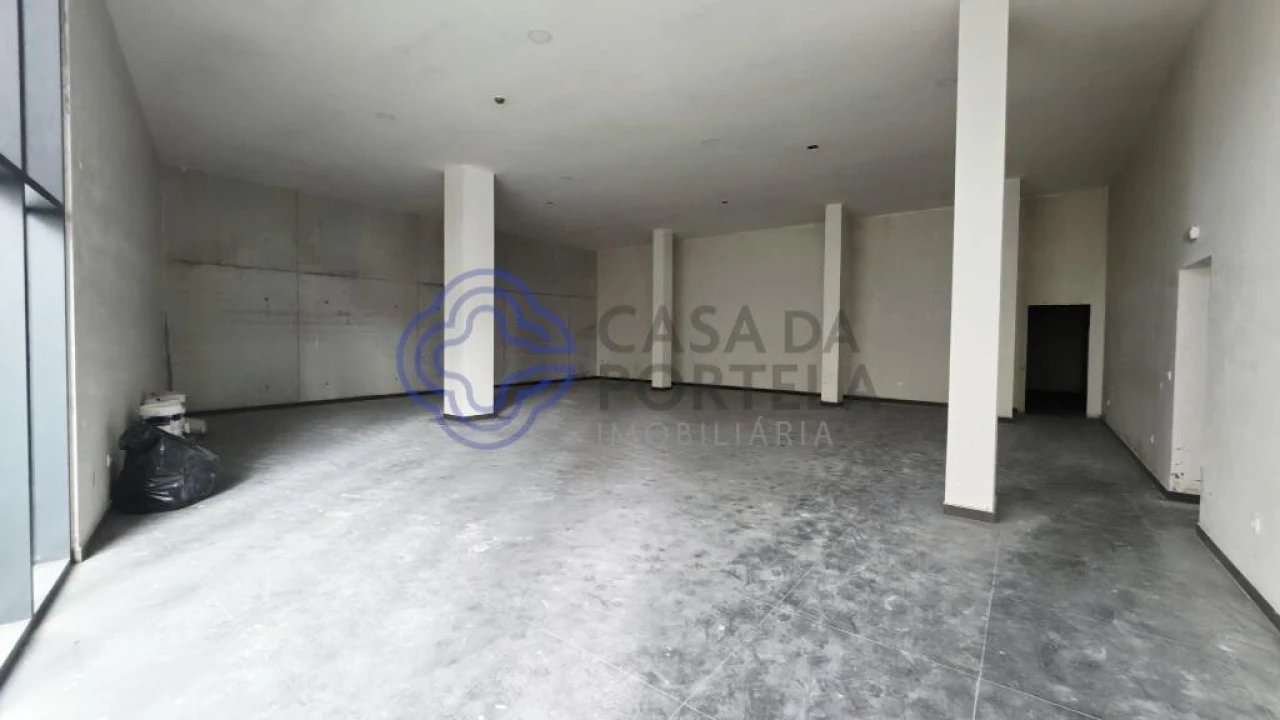 Loja para Venda em Repeses e São Salvador Foto 3