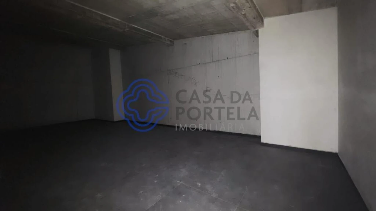 Loja para Venda em Repeses e São Salvador Foto 8