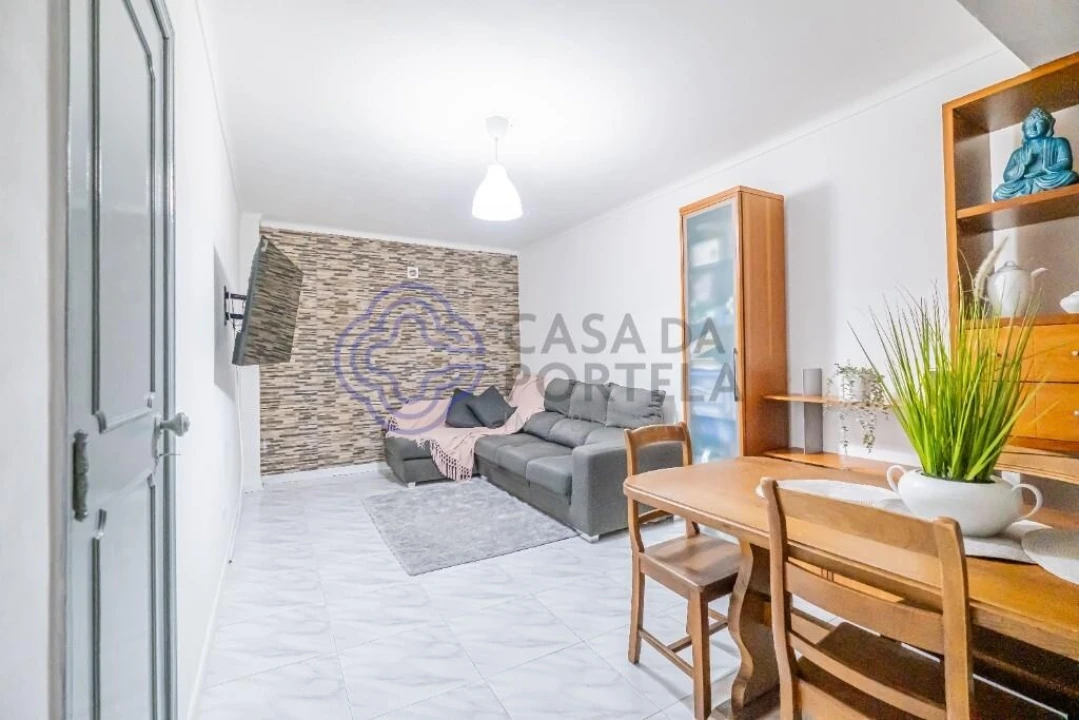 Apartamento T1 para Venda em Cacém e São Marcos Foto 23