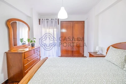 Apartamento T1 para Venda em Cacém e São Marcos