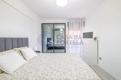 Apartamento T1 para Venda em Cacém e São Marcos